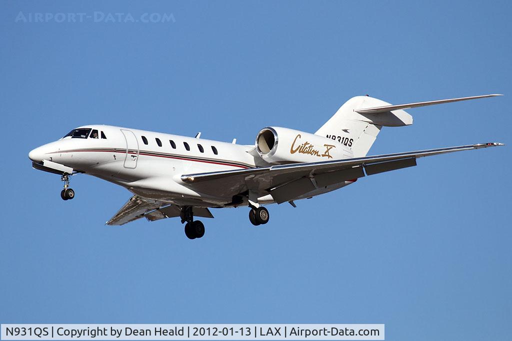 N931QS, 1998 Cessna 750 Citation X C/N 750-0064, NetJets Aviation 1998 Cessna 750 Citation X N931QS from Denver Centennial Airport (KAPA) on short final to RWY 25L.