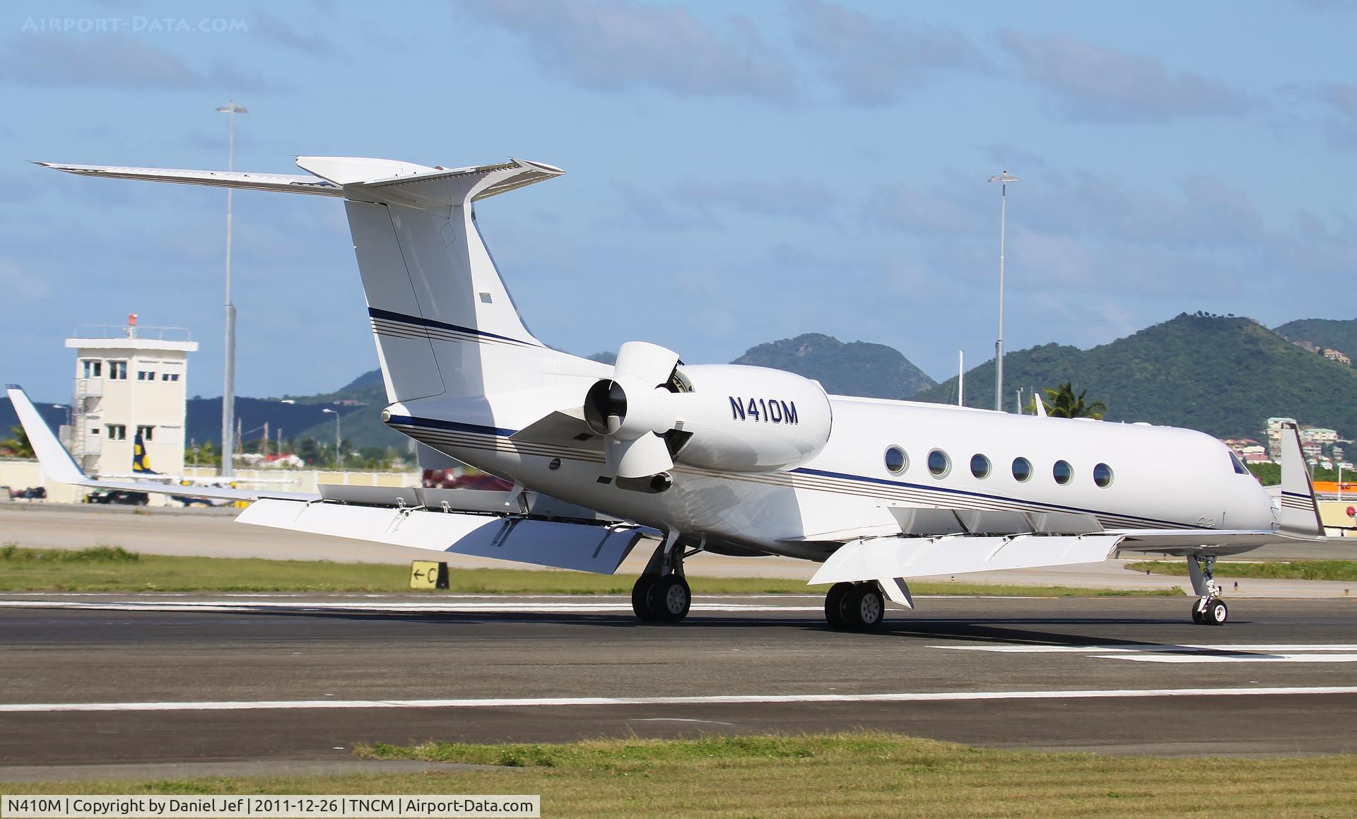 N410M, 1999 Gulfstream Aerospace G-V C/N 575, N410M