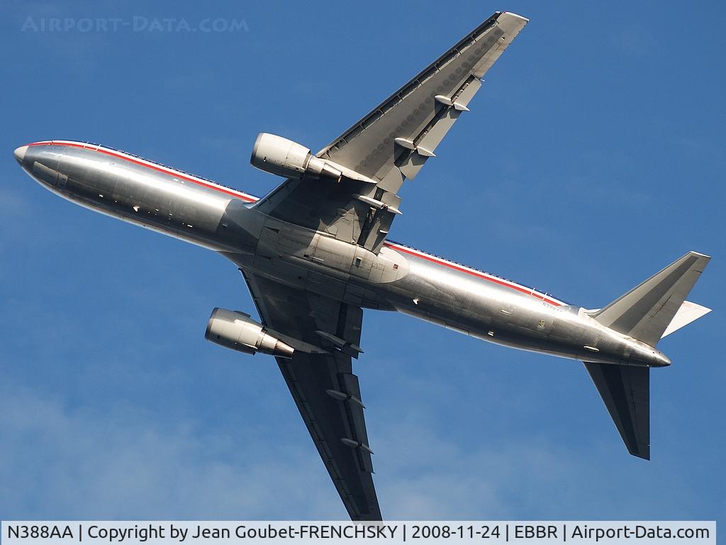 N388AA, 1994 Boeing 767-323 C/N 27448, AMERICAN