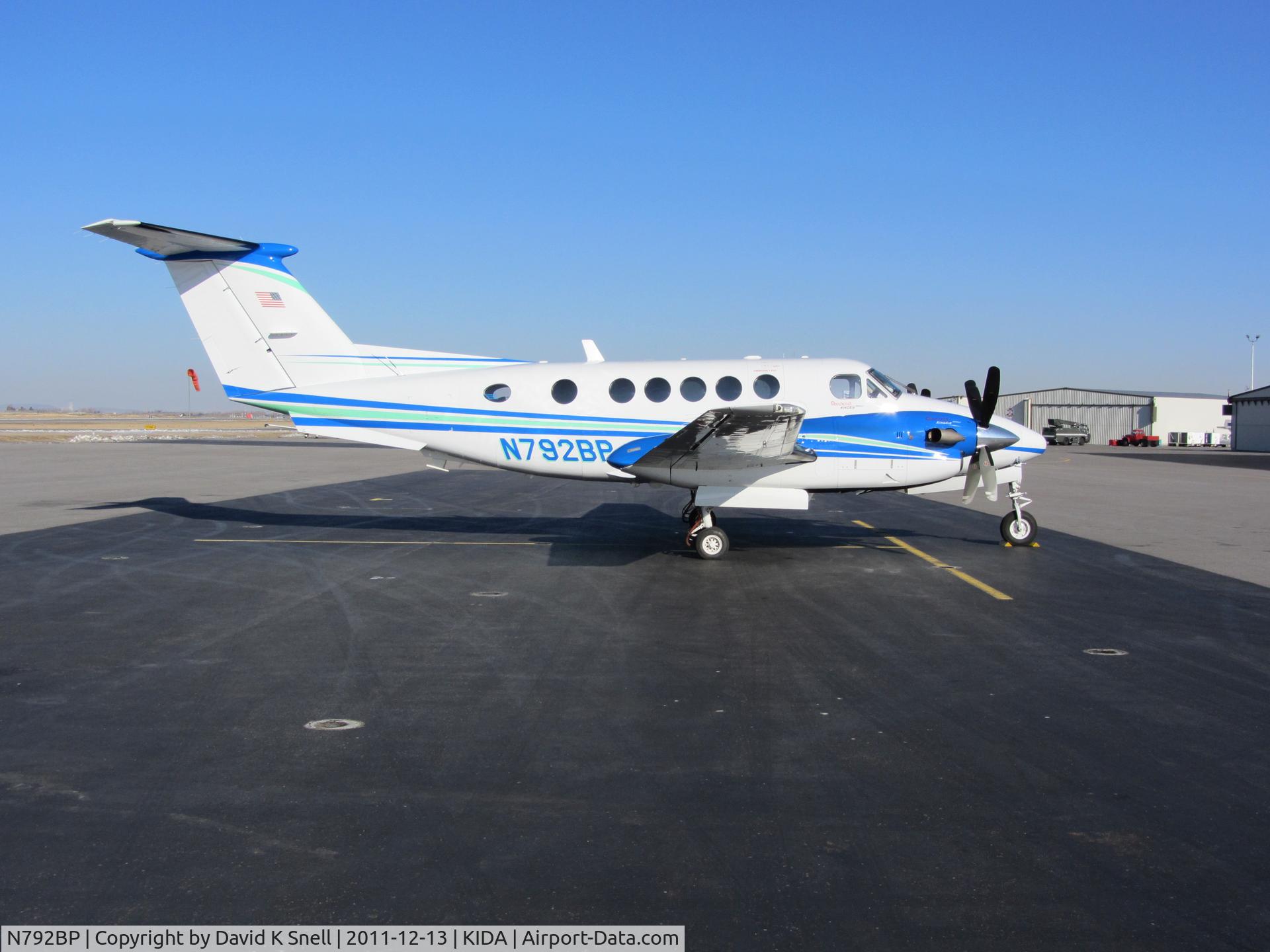 N792BP, 2007 Hawker Beechcraft B200GT King Air C/N BY-10, On the Ramp at Aero Mark
