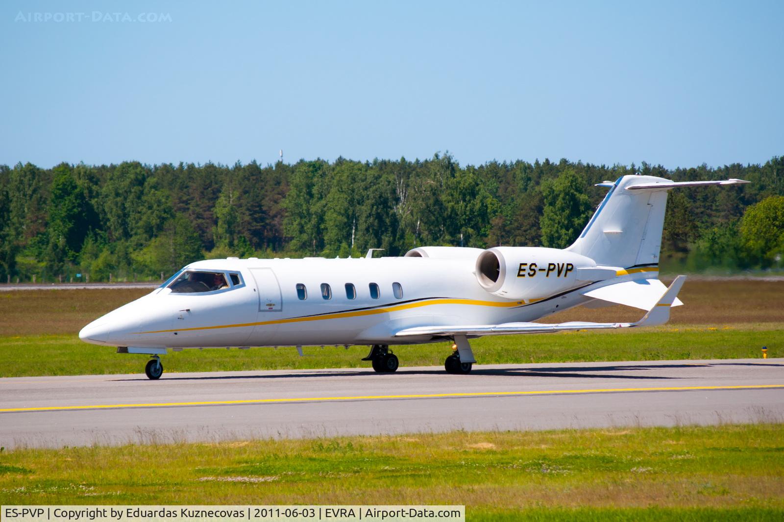 ES-PVP, 2006 Learjet 60 C/N 60-302, Taxiing to RWY 36 for Take off