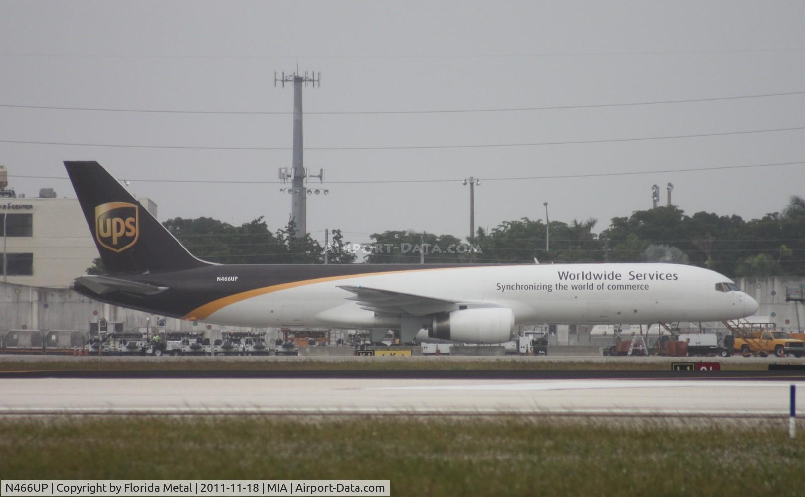 N466UP, 1997 Boeing 757-24APF C/N 25482, UPS 757