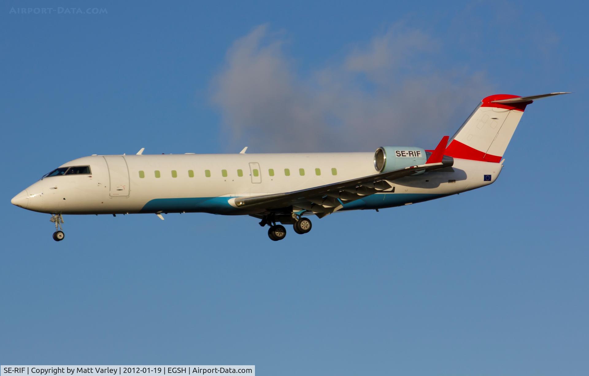 SE-RIF, 1996 Canadair CRJ-200LR (CL-600-2B19) C/N 7142, SE-RIF (Ex OE-LCJ) arriving at EGSH for spray into West Air Cargo.