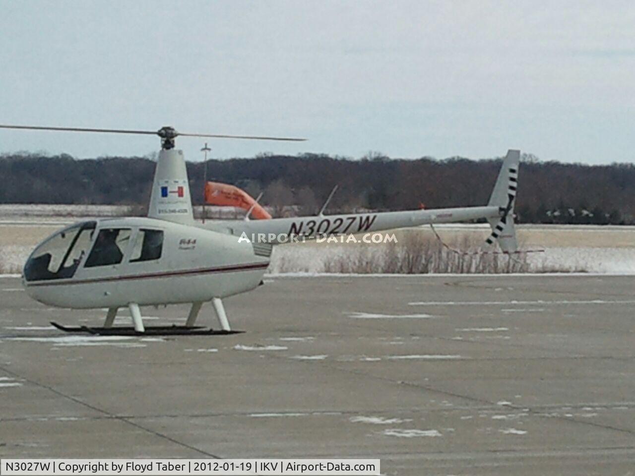 N3027W, 2007 Robinson R44 II C/N 11660, Just landed at IKV
