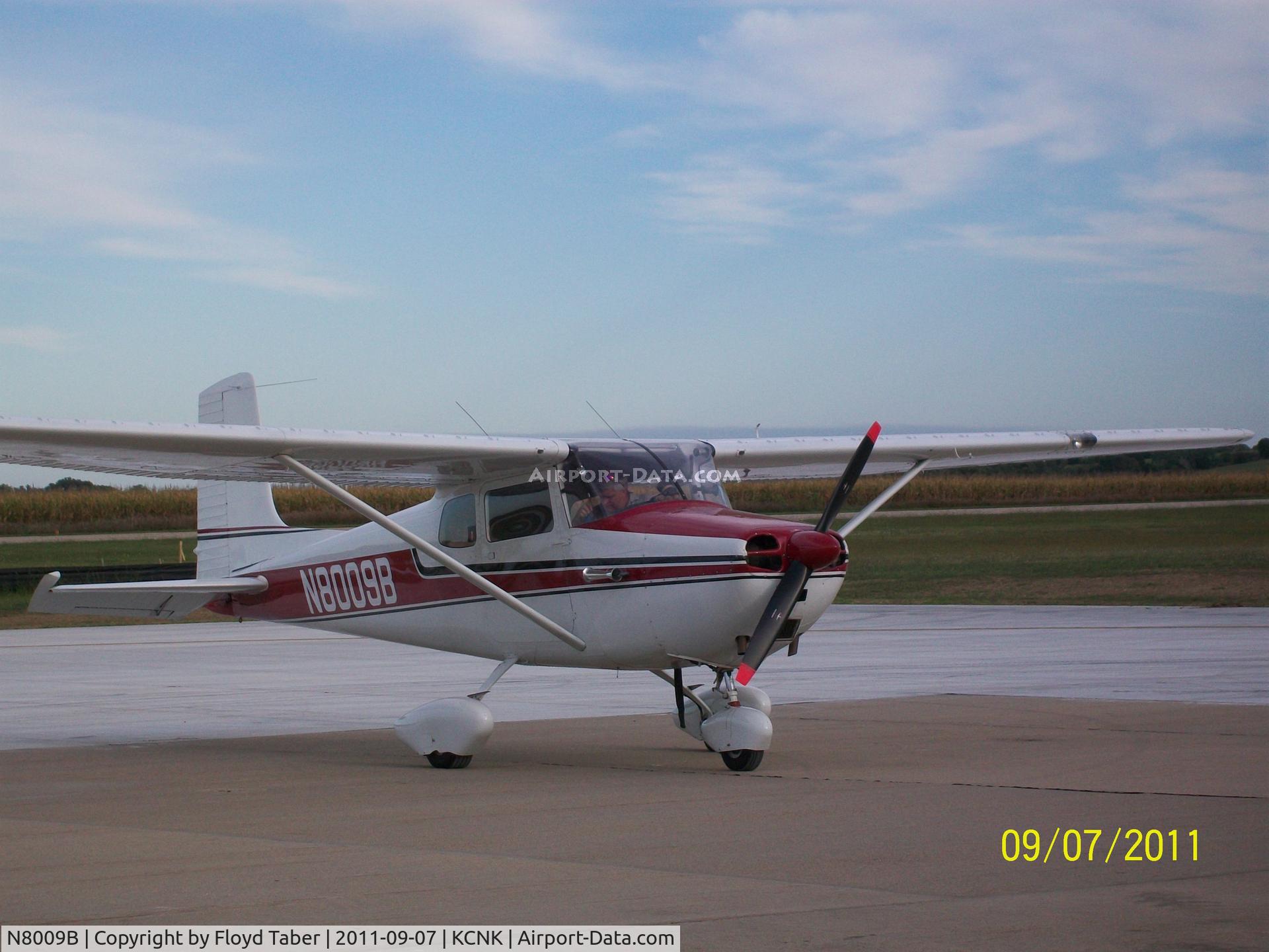 N8009B, 1957 Cessna 172 C/N 29809, Getting ready to depart KCNK