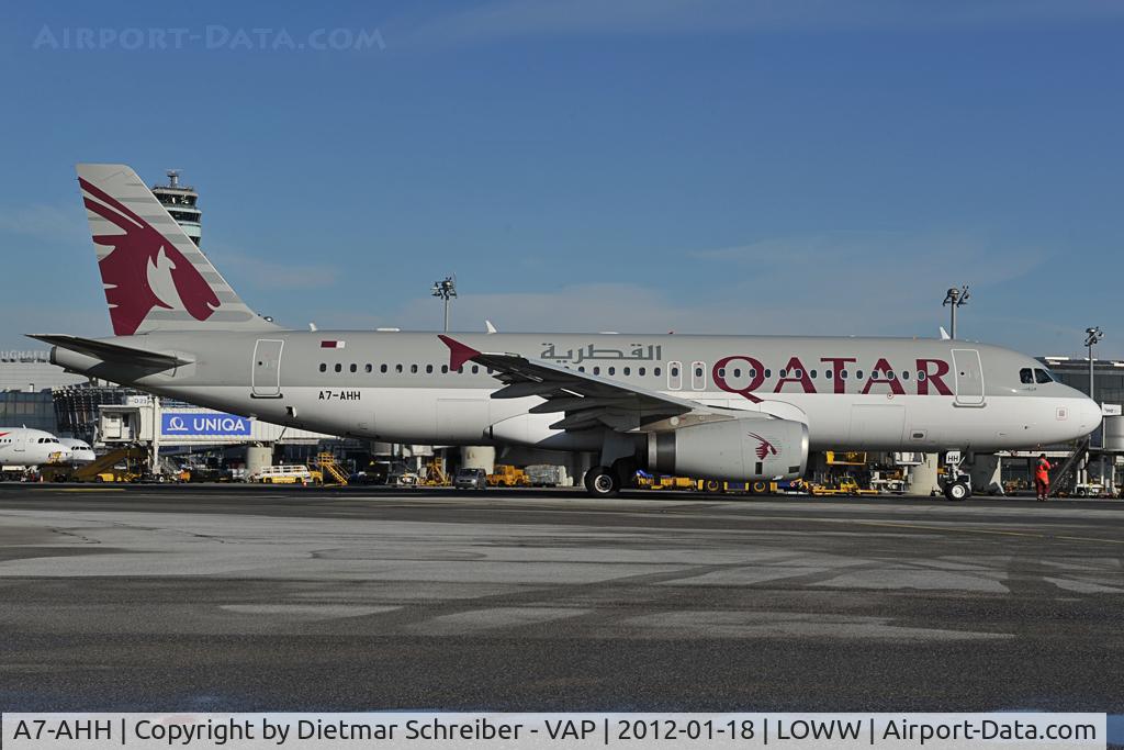 A7-AHH, 2011 Airbus A320-232 C/N 4700, Qatar Airways Airbus A320