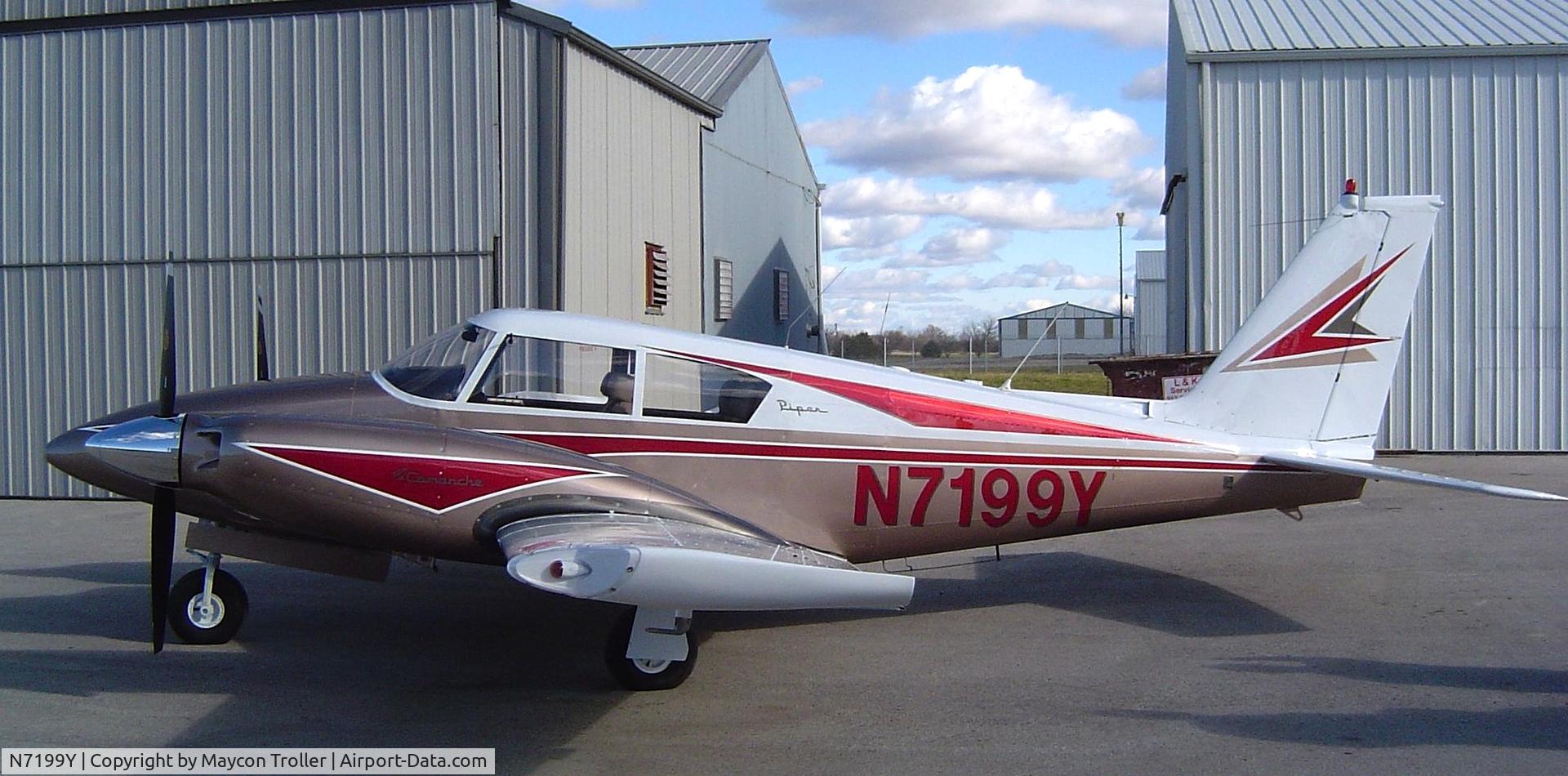 N7199Y, 1963 Piper PA-30 Twin Comanche C/N 30-223, 1963 Piper PA-30
