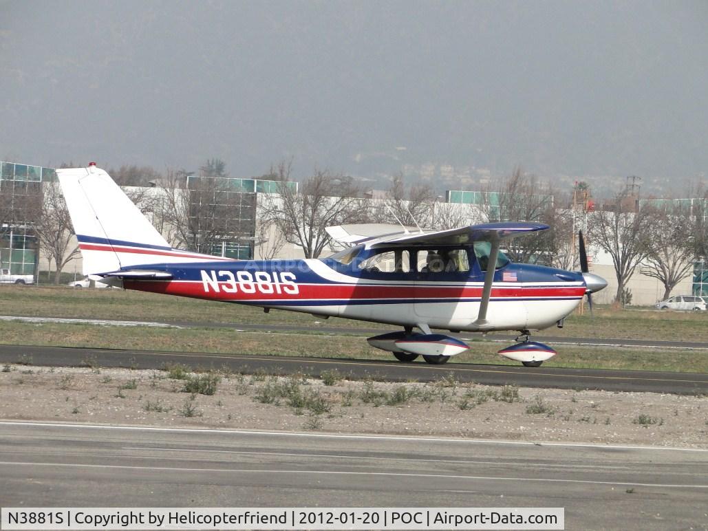 N3881S, 1963 Cessna 172E C/N 17251081, Taxiing on taxiway Sierra headed towards runway 26