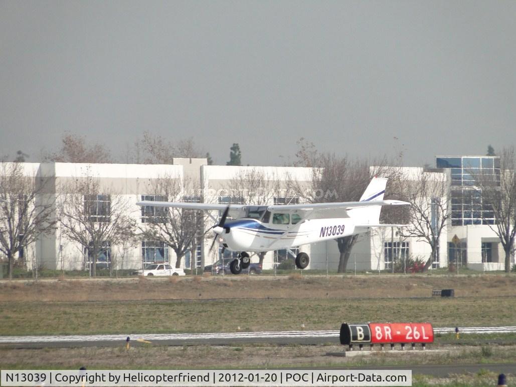 N13039, 1973 Cessna 172M C/N 17262456, Over the numbers getting ready to settle down