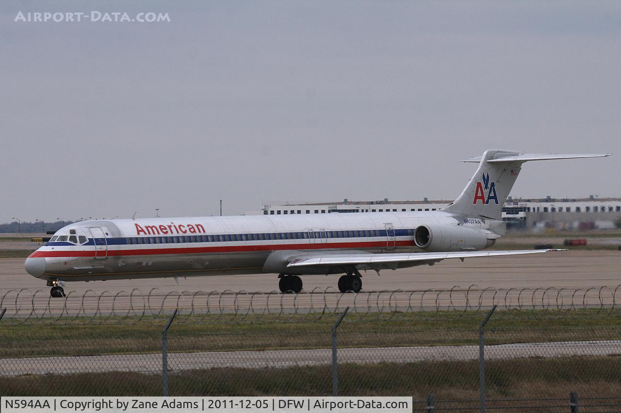 N594AA, 1992 McDonnell Douglas MD-83 (DC-9-83) C/N 53284, American Airlines at DFW Airport