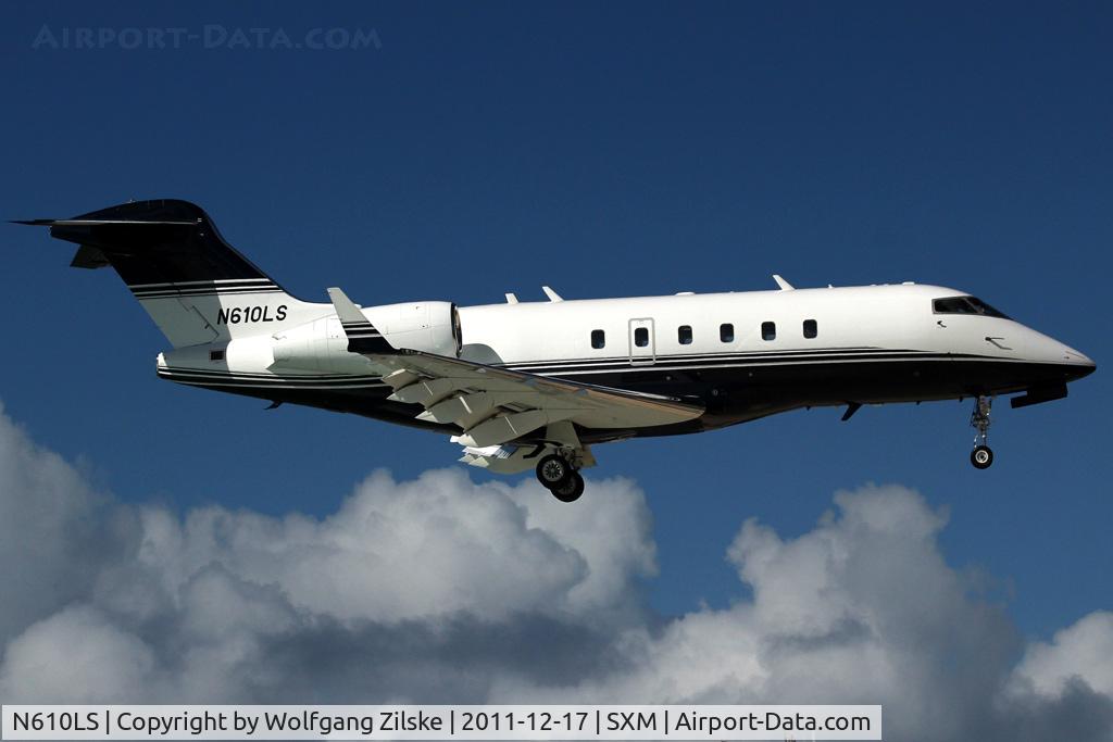 N610LS, 2006 Bombardier Challenger 300 (BD-100-1A10) C/N 20139, visitor
