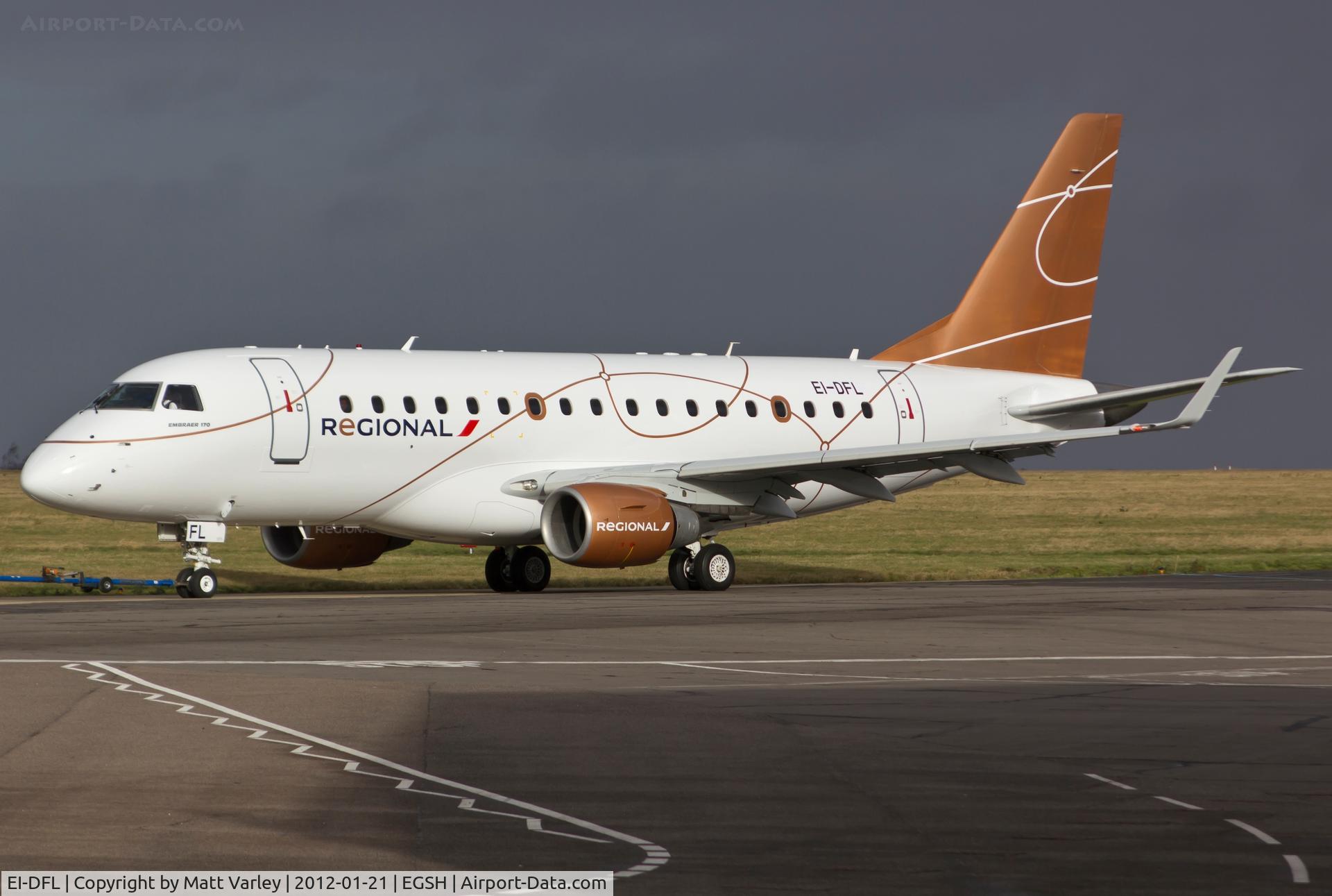 EI-DFL, 2004 Embraer 170LR (ERJ-170-100LR) C/N 17000036, Fresh out of spray in the livery of Regional Airlines of france.