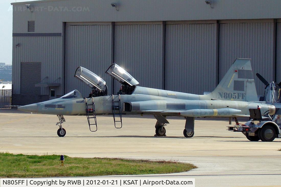 N805FF, Canadair CF-5D C/N 2005, Parked
