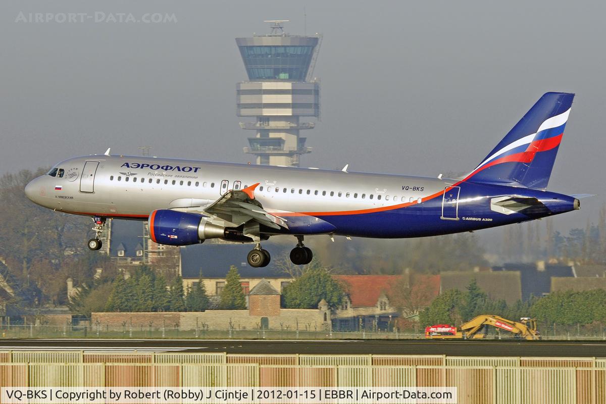 VQ-BKS, 2011 Airbus A320-214 C/N 4692, Landing at BRU