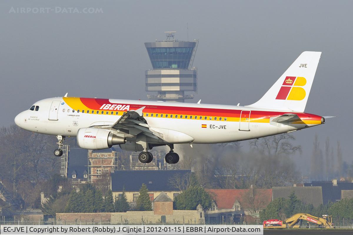 EC-JVE, 2006 Airbus A319-111 C/N 2843, Landing at BRU