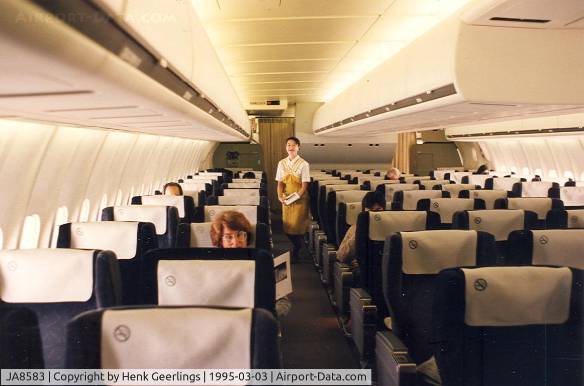 JA8583, 1994 McDonnell Douglas MD-11F C/N 48574, Japan Airlines , MD-11 