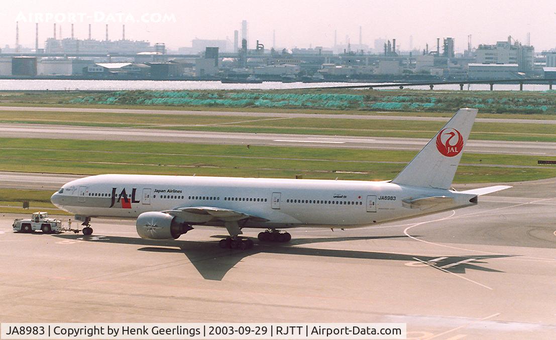 JA8983, 1996 Boeing 777-246 C/N 27366, Japan Airlines