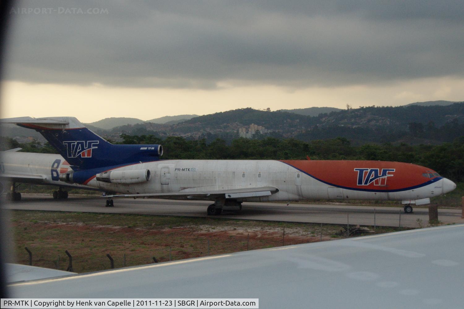 PR-MTK, 1969 Boeing 727-222 C/N 20037, Boeing 727-222 Freighter parked on a closed taxiway on Guarulhos airport of Sao Paulo, Brasil. The airline, TAF Linhas Aéreas, was grounded by the Brasilian Authorities on june 15, 2010.
