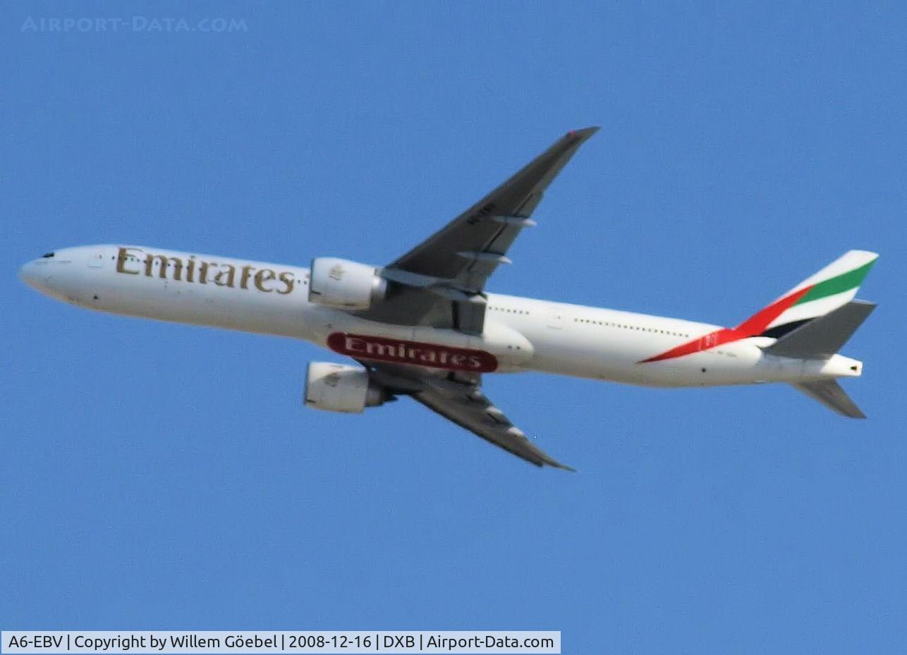 A6-EBV, 2006 Boeing 777-31H/ER C/N 32728, Take off from Dubai airport