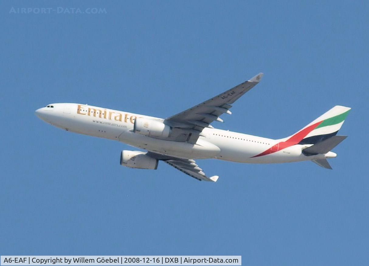 A6-EAF, 2001 Airbus A330-243 C/N 392, Take off from Dubai airport