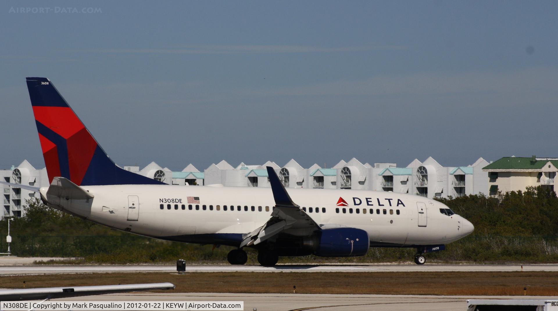 N308DE, 2009 Boeing 737-732 C/N 29656, Boeing 737-700