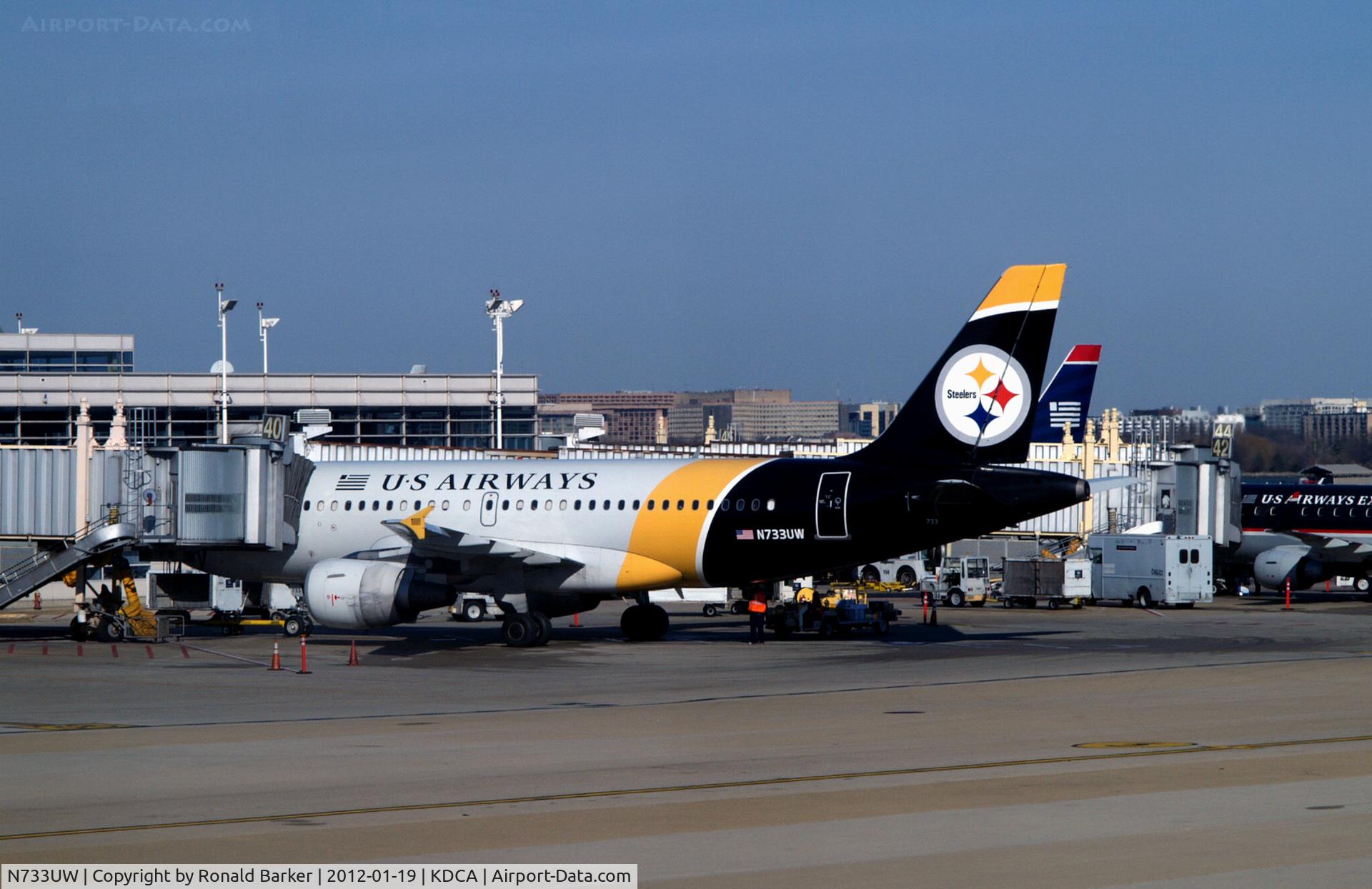 N733UW, 2000 Airbus A319-112 C/N 1205, Steelers logo @ DCA, VA