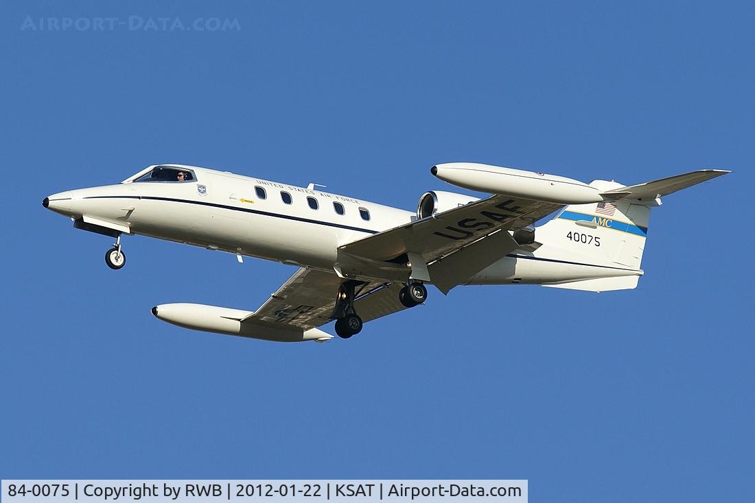 84-0075, 1984 Gates Learjet C-21A C/N 35A-521, On approach 30L
