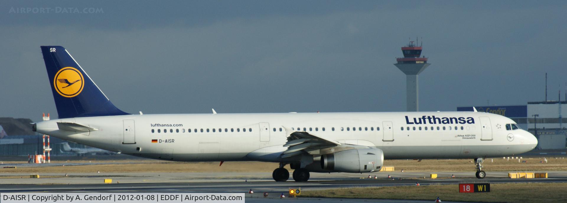 D-AISR, 2009 Airbus A321-231 C/N 3987, Lufthansa, waiting on runway 18 for take off at Frankfurt Int´l (EDDF)