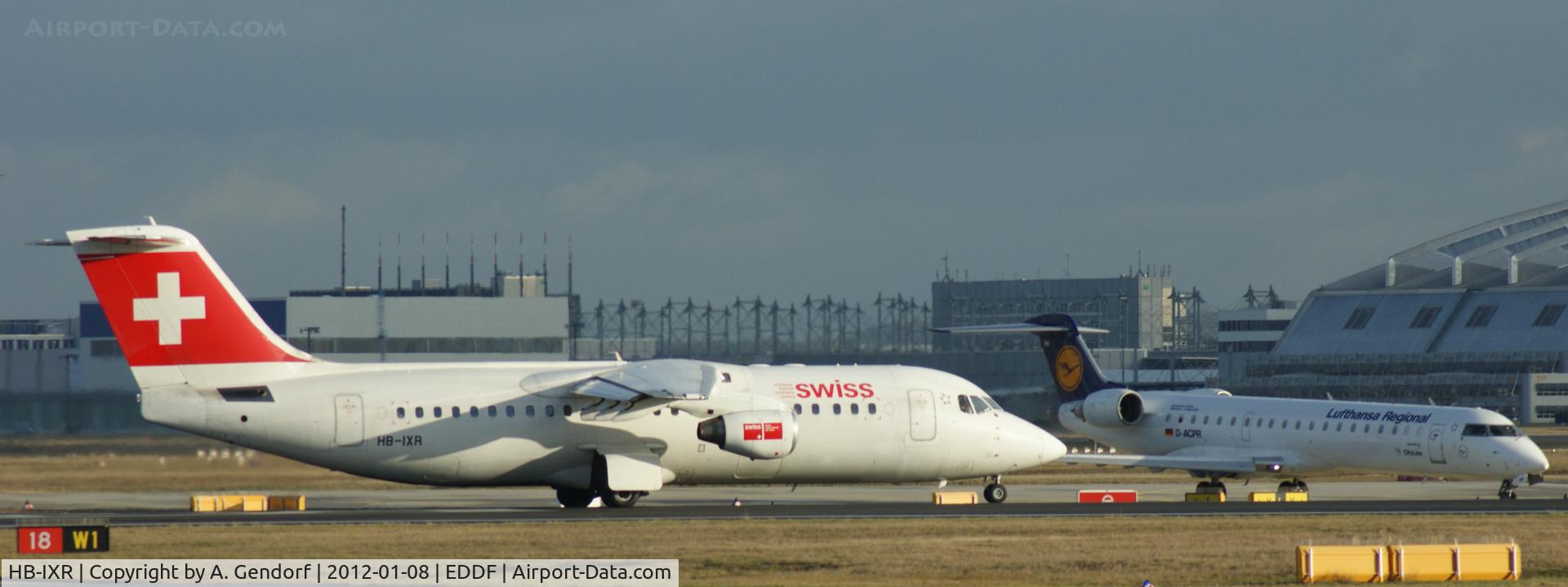 HB-IXR, 1996 British Aerospace Avro 146-RJ100 C/N E3281, Swiss, waiting for take off clearence at Frankfurt Int´l (EDDF)