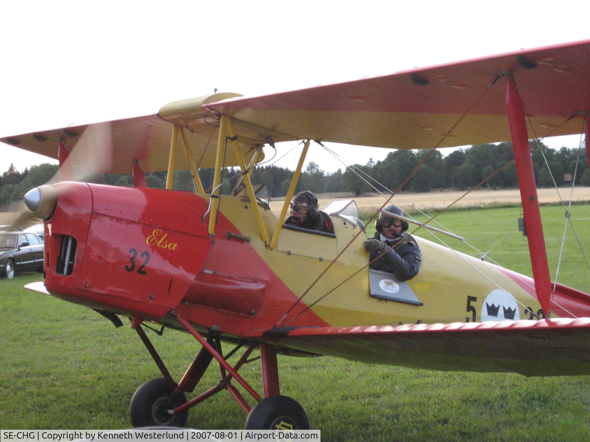 SE-CHG, 1943 De Havilland DH-82A Tiger Moth II C/N 85867, Hallstavik, Sweden