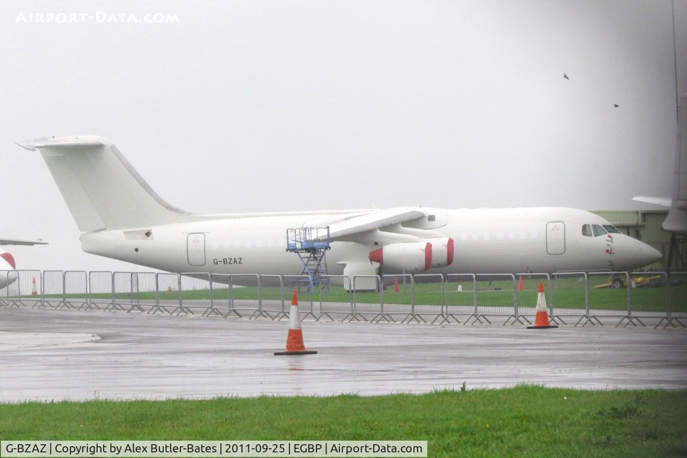 G-BZAZ, 2000 British Aerospace Avro 146-RJ100 C/N E3369, 