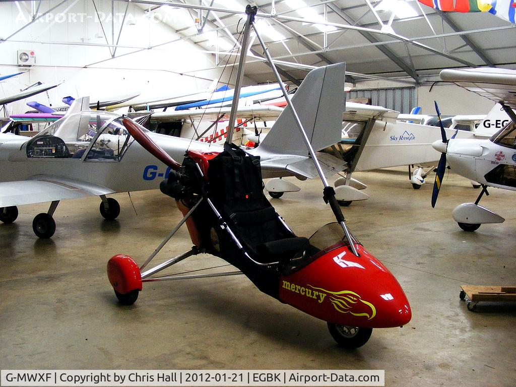 G-MWXF, 1991 Mainair Mercury C/N 867-1191-5-W662, inside the Flylight Airsports hangar