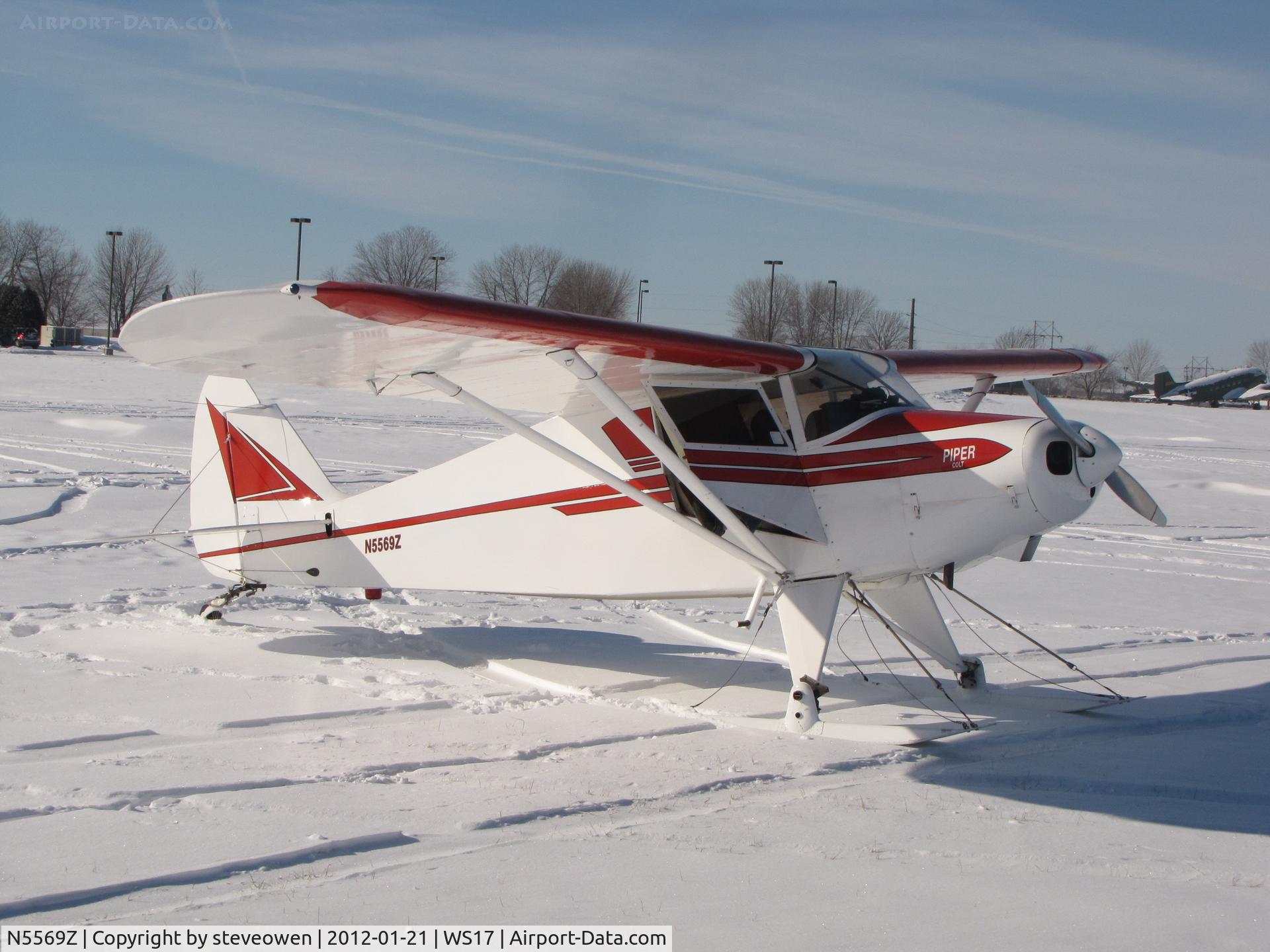 N5569Z, 1962 Piper PA-22-108 Colt C/N 22-9273, Ski plane Fly -in 2012