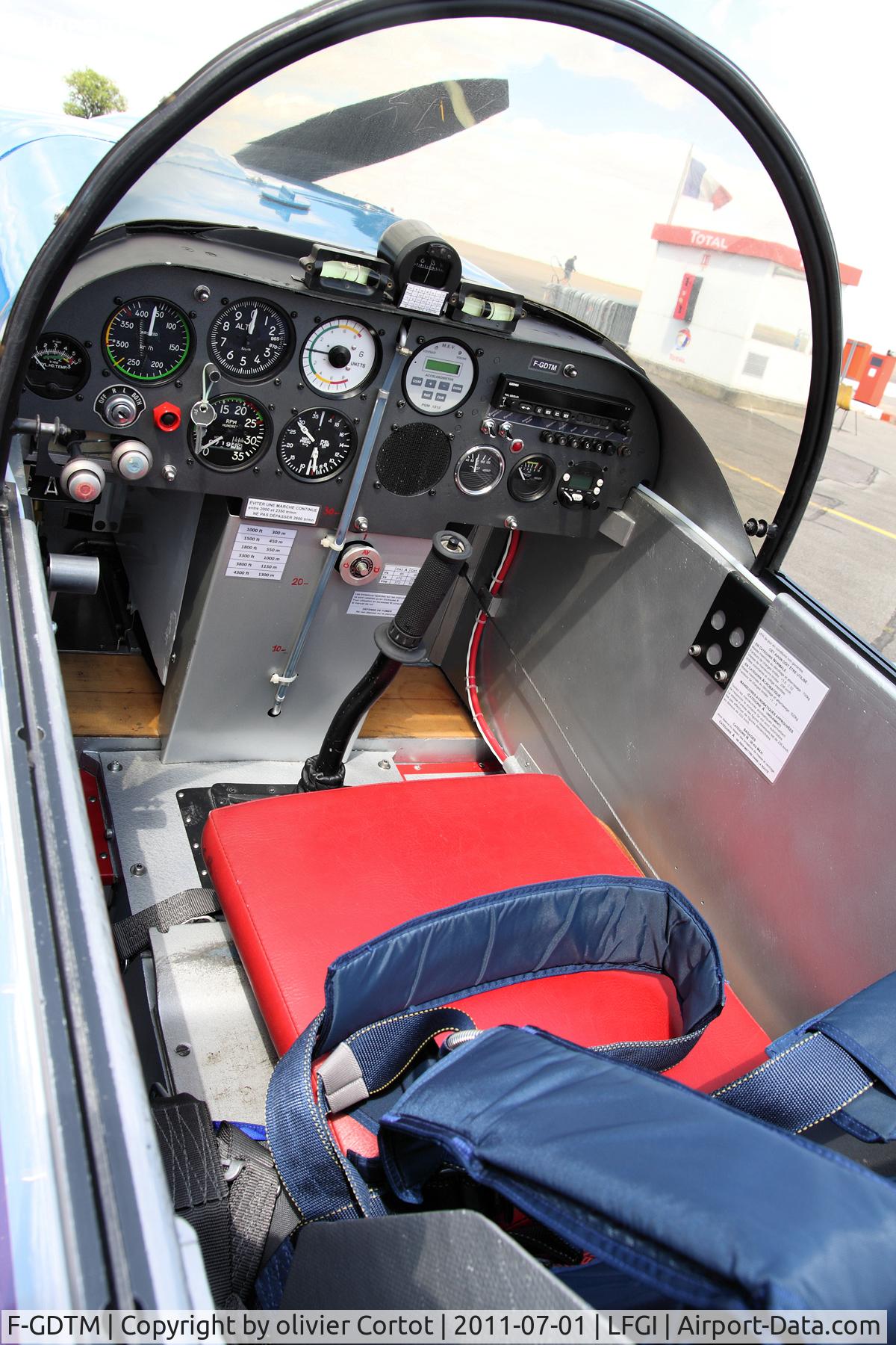 F-GDTM, 1986 Mudry CAP-21 C/N 14, Cockpit view