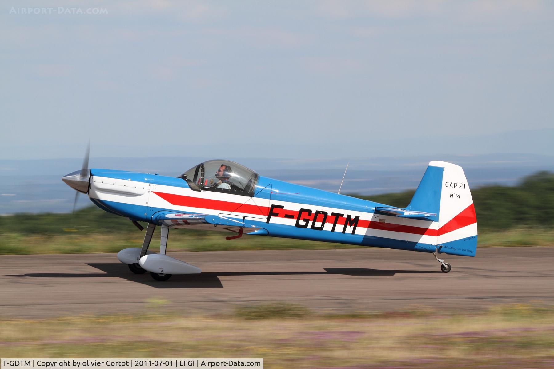 F-GDTM, 1986 Mudry CAP-21 C/N 14, Taking off !