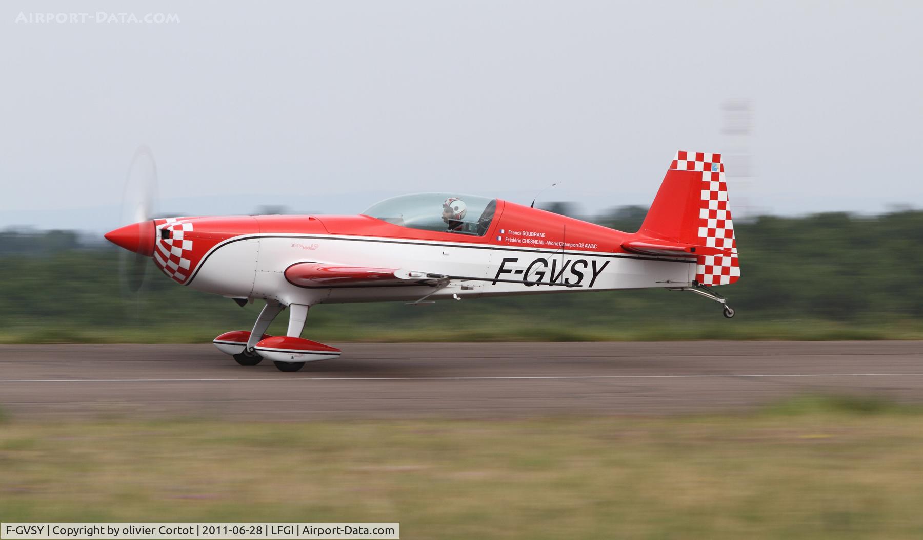 F-GVSY, Extra EA-300LP C/N 1219, Taking off for a training flight