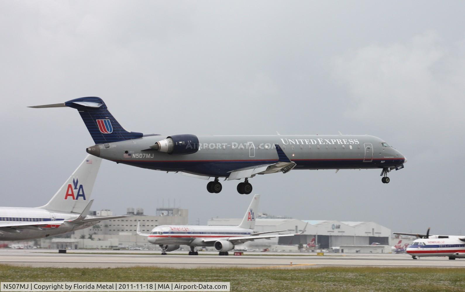 N507MJ, 2003 Bombardier CRJ-701 (CL-600-2C10) Regional Jet C/N 10017, United Express CRJ-700