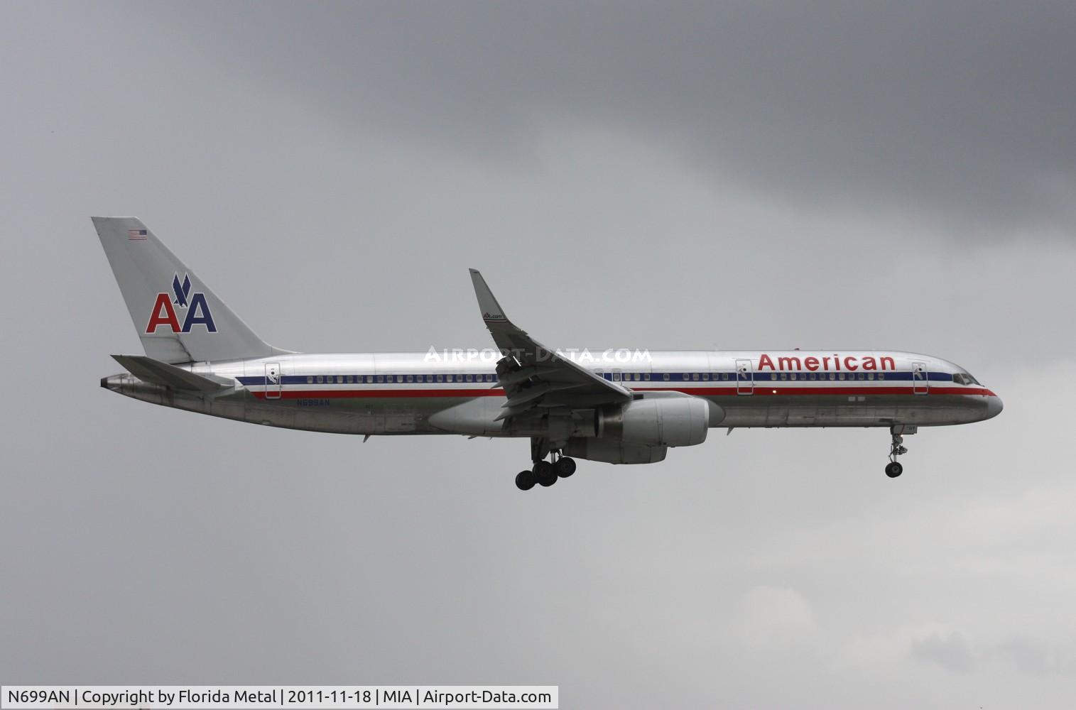 N699AN, 1995 Boeing 757-223 C/N 27051, American 757