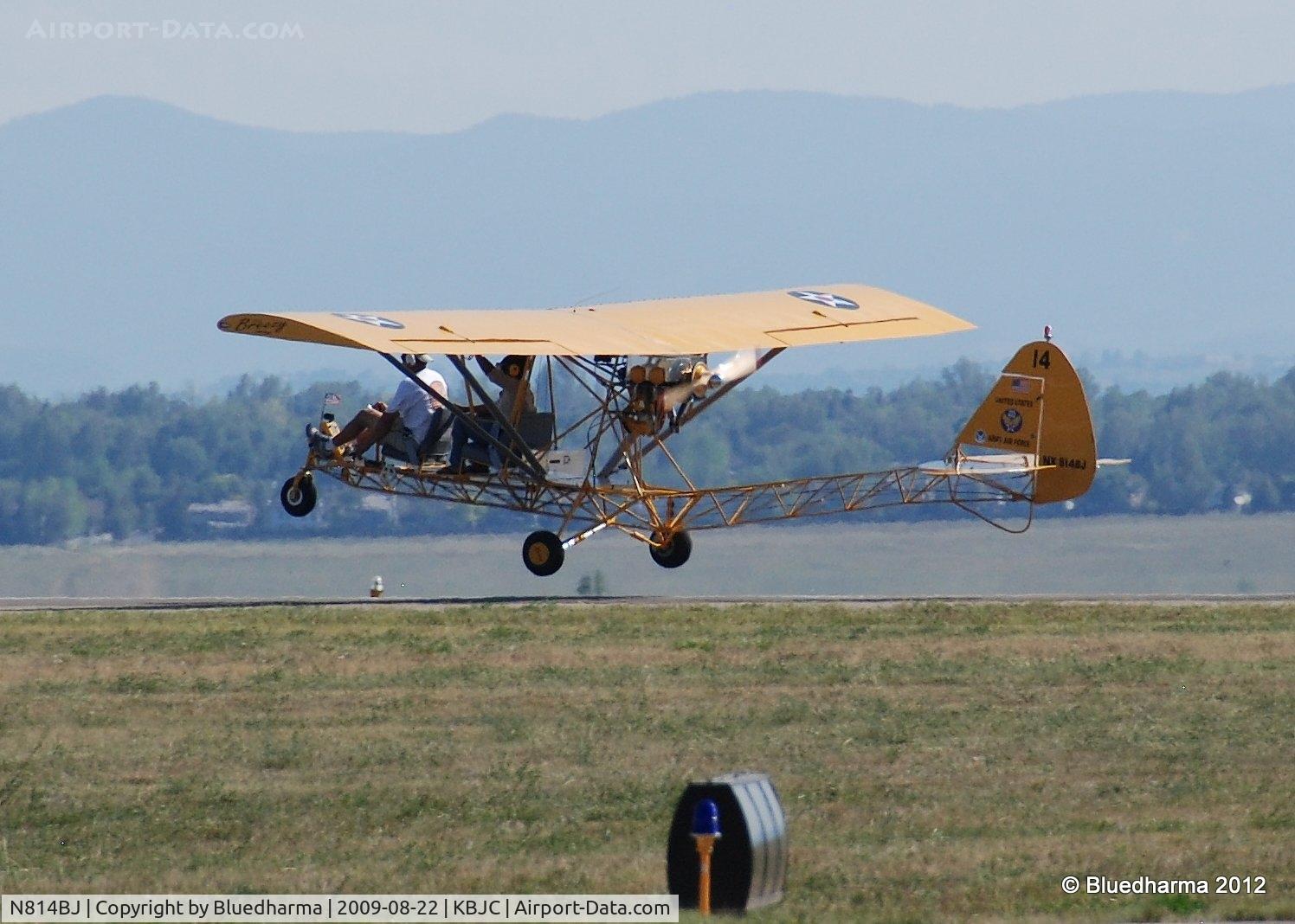 N814BJ, Breezy RLU-1 C/N 001, Liftoff from the runway!
