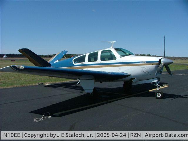 N10EE, 1971 Beech V35B Bonanza C/N D-9307, N10EE siting on the ramp at RZN (Burnett Co, Wisconsin).  What a great flying machine.