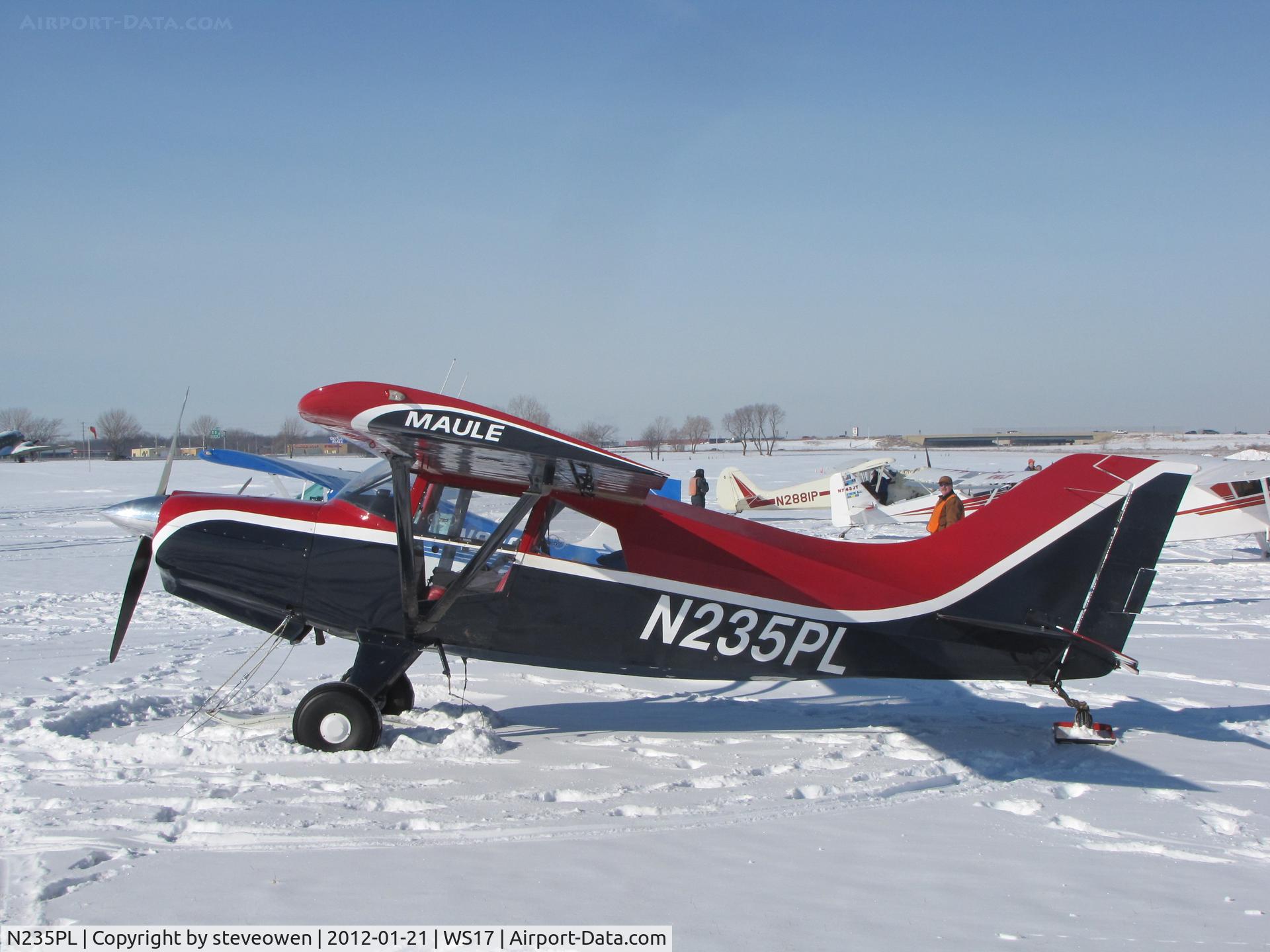 N235PL, 1986 Maule MX-7-235 Star Rocket C/N 10039C, looking good in the fresh snow