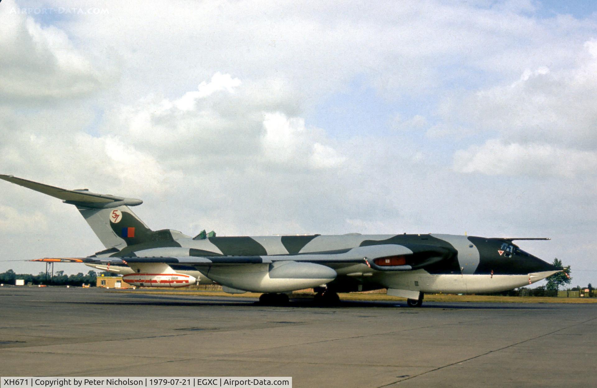 XH671, 1960 Handley Page Victor K.2 C/N HP80/56, Victor K.2 of 57 Squadron at RAF Marham on display at the 1979 RAF Coningsby Airshow.