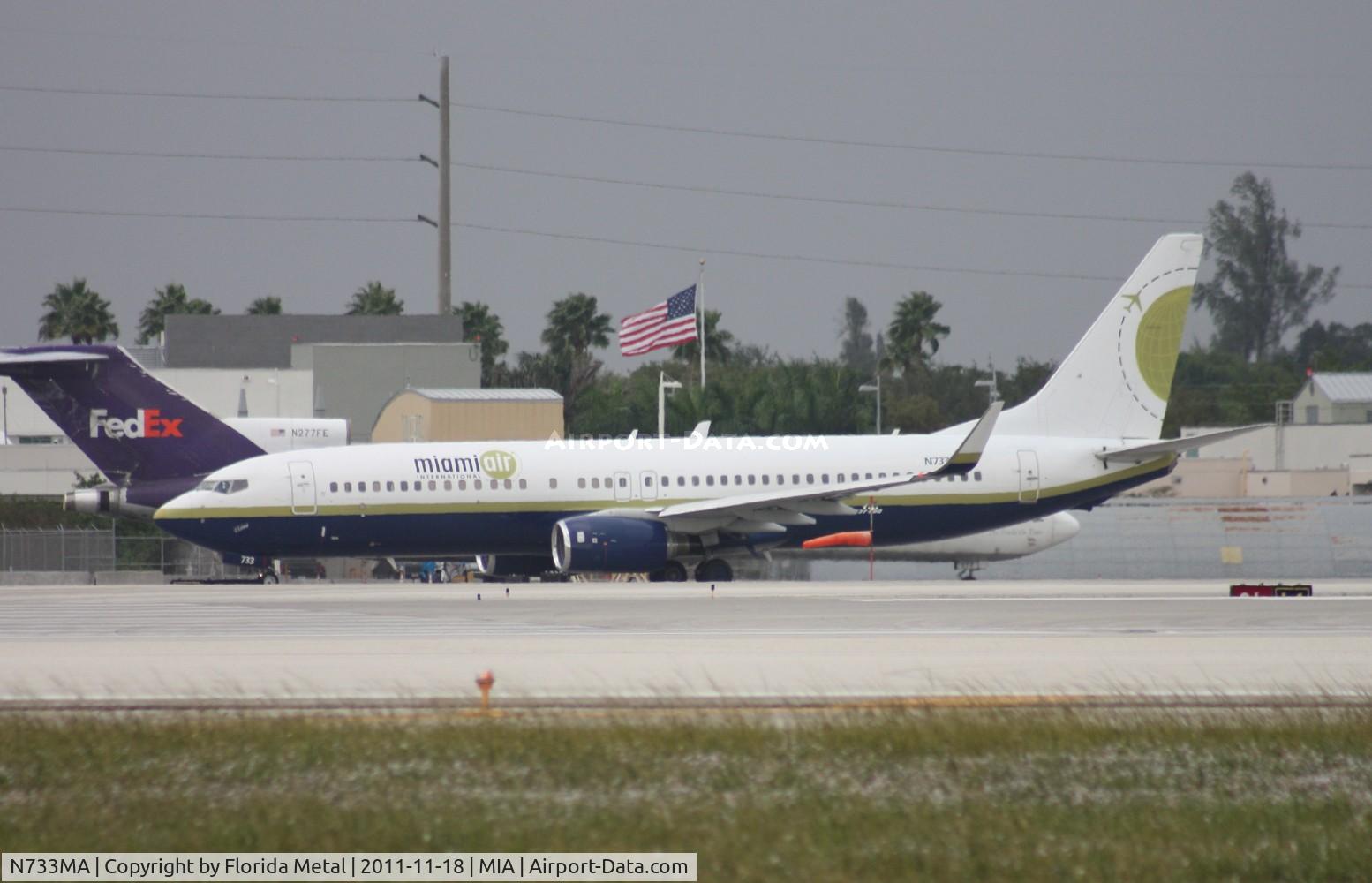 N733MA, 2001 Boeing 737-81Q C/N 30619, Miami Air 737