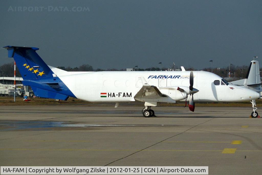 HA-FAM, 1992 Beech 1900D C/N UE-16, visitor