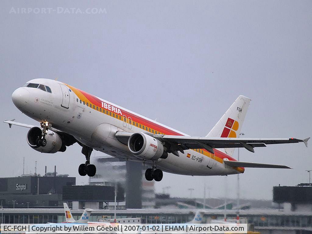 EC-FGH, 1991 Airbus A320-211 C/N 0223, Take off from runway 24 of Schiphol Airport