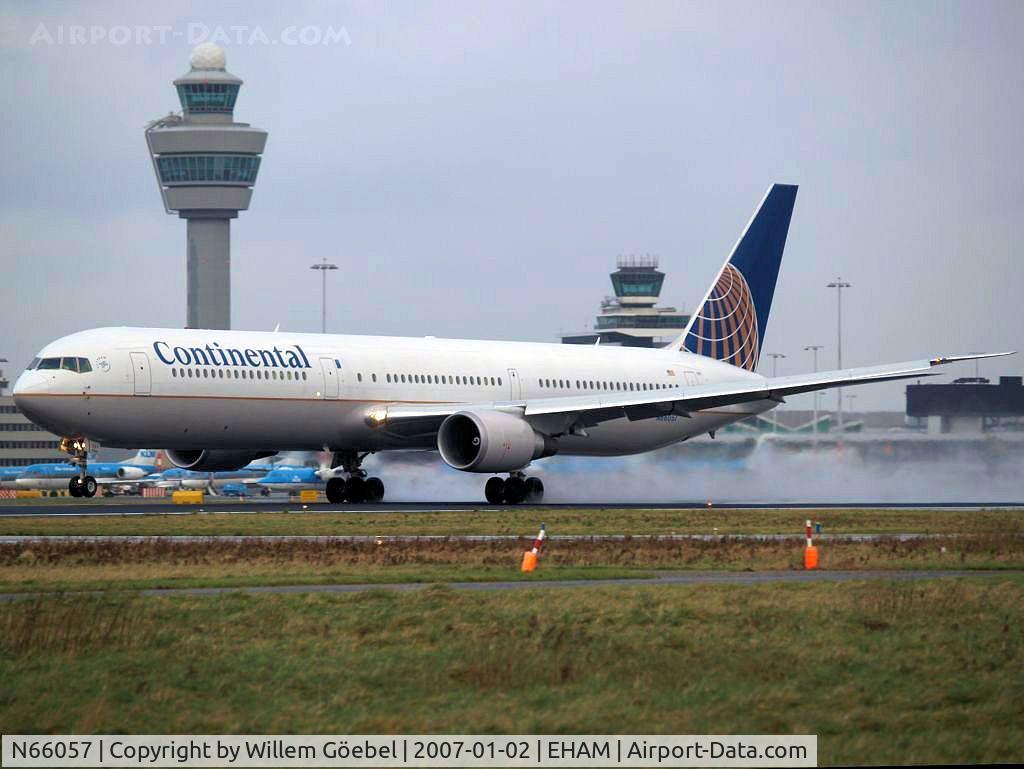 N66057, 2002 Boeing 767-424/ER C/N 29452, Take off from runway 24 of Schiphol Airport