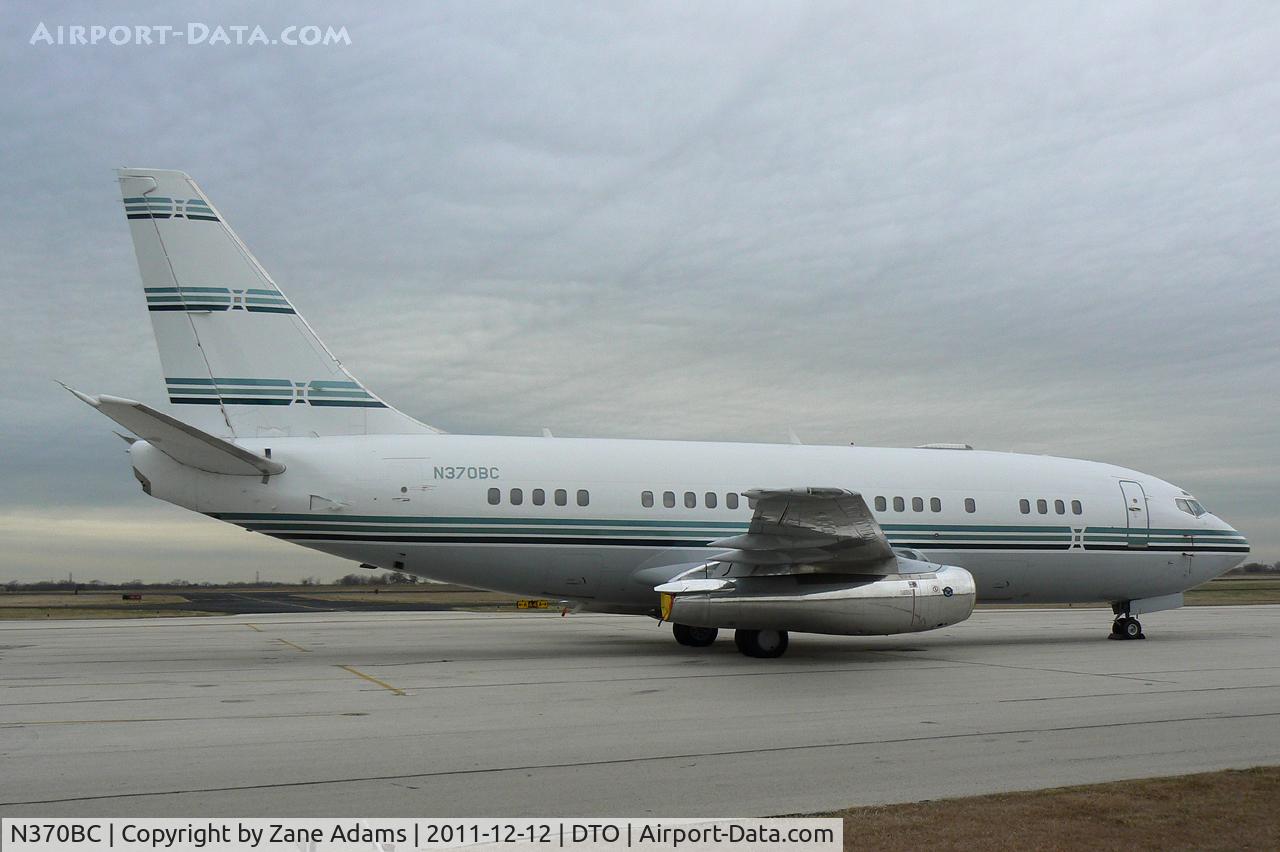 N370BC, 1986 Boeing 737-205 C/N 23468, At Denton Municipal Airport