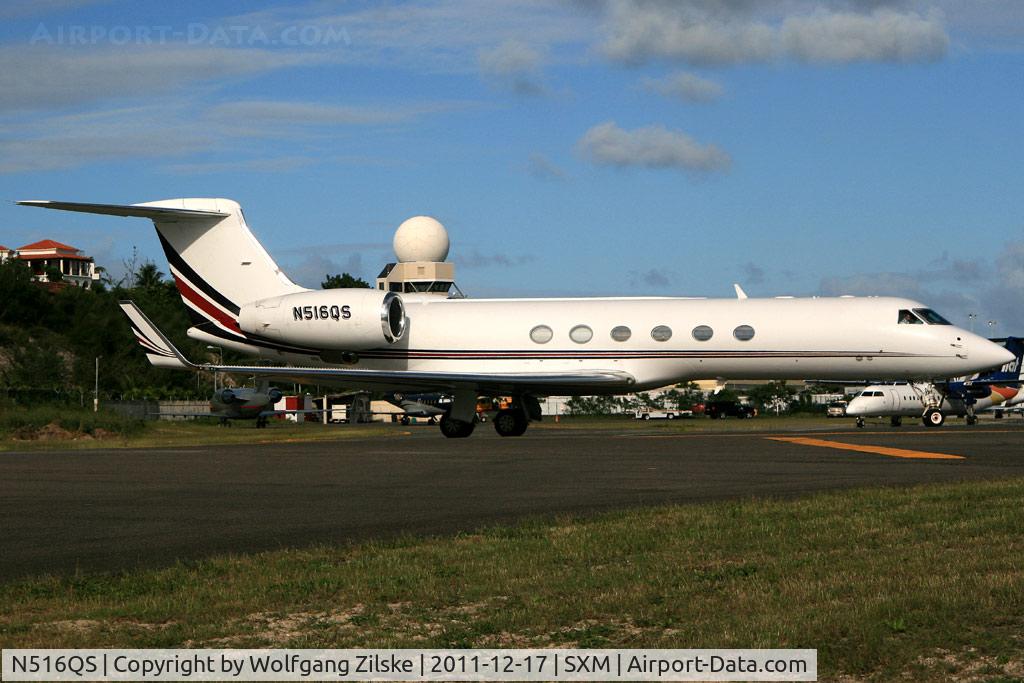 N516QS, 2001 Gulfstream Aerospace G-V C/N 658, visitor