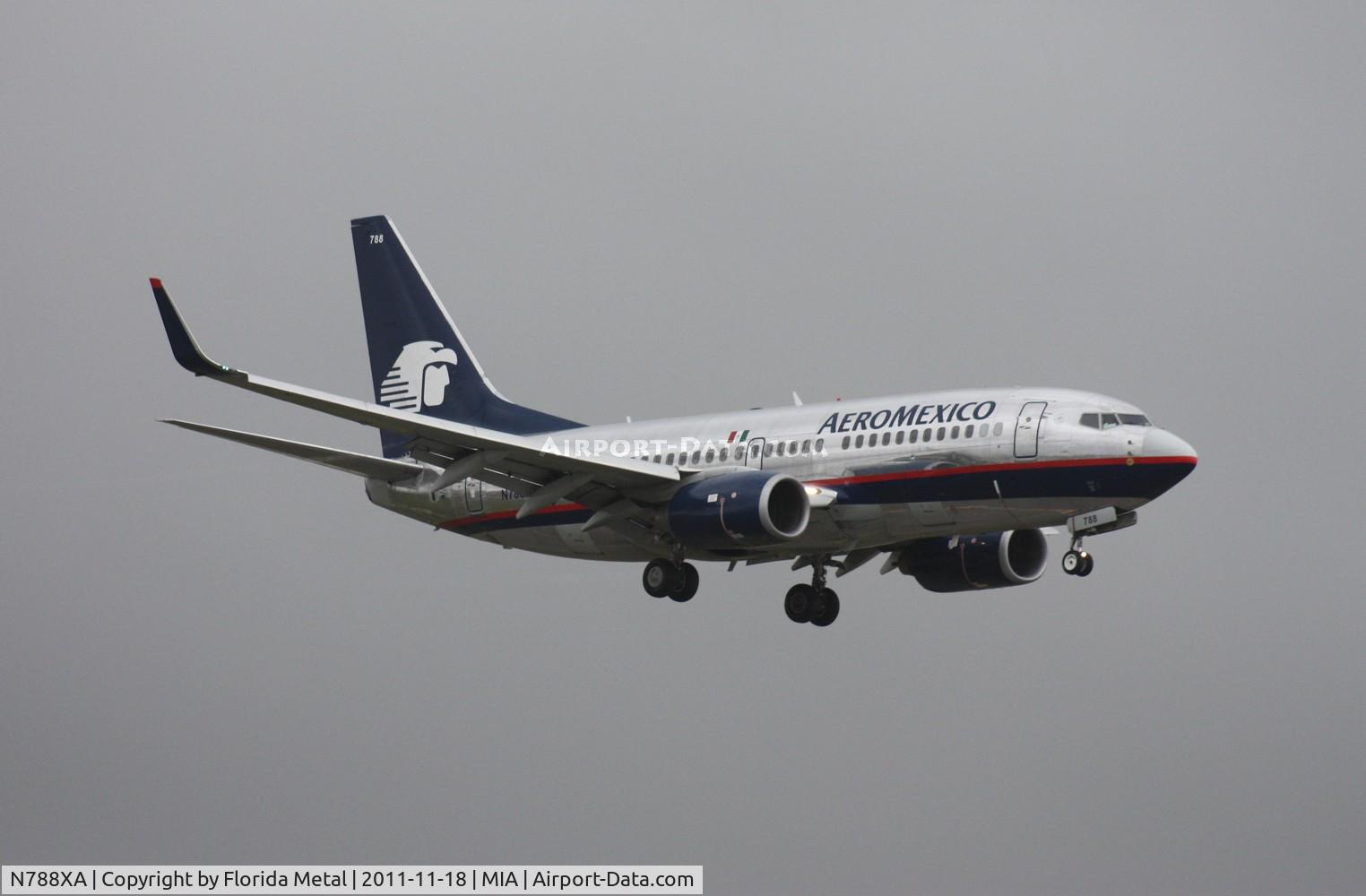 N788XA, 2004 Boeing 737-752 C/N 33788, Aeromexico 737