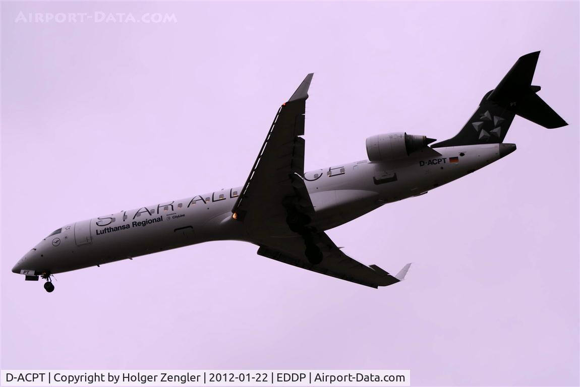 D-ACPT, 2003 Canadair CRJ-701ER (CL-600-2C10) Regional Jet C/N 10103, On final and out of fog comes a sunday afternoon shuttle from MUC.